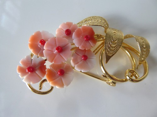 Schöne vintage brosche blumen - vintage,