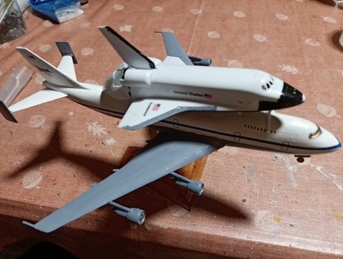 Fertigmodell space shuttle - fertigmodell,