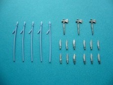 Timpo 20 Einzelteile Indianer Figuren : 12 Messer & 5 Speere & 3 Äxte / Tomahawk