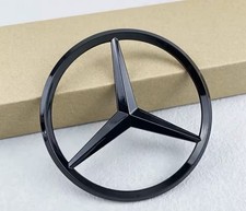 Mercedes stern emblem - mercedes,