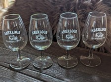 11 Whiskygläser verschiedener Marken (Aberlour, Glen Moray, Bowmore,...) 