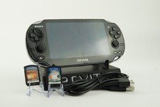 Sony PS Vita PCH-1004 +
