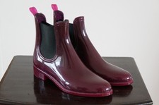 Paar Schuhe / Stiefel