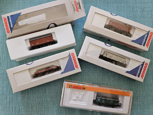Arnold waggons 5907 - (!), waggons: