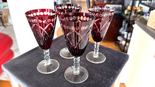 Vier kristall wein oder - vier,