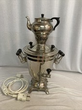 Russischer Samowar elektrisch