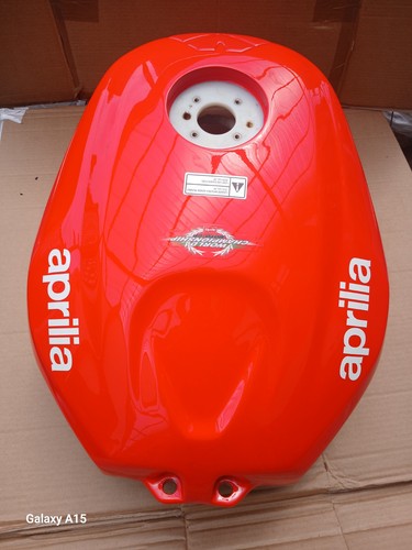 Aprilia rsv 1000 - aprilia,