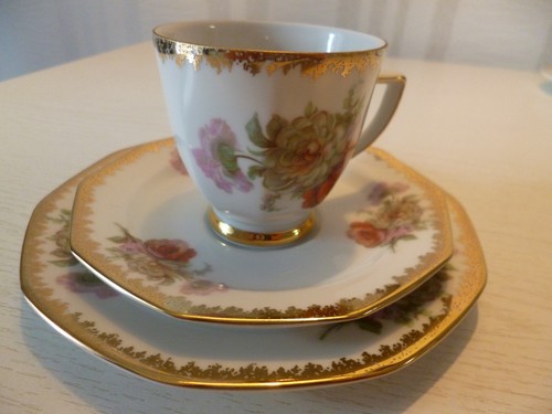 Sammeltasse teller - sammeltasse, m.
