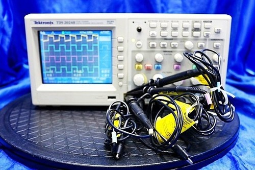 Tektronix tds2024b 200mhz - tektronix,