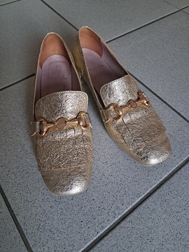 Elegante goldene loafer - elegante,