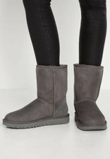 UGG Australia Klassisch Kurz
