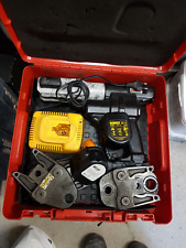 Rohrpressmaschine Roller mit Pressbacken