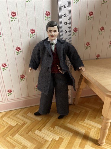 Caco biegepuppe junger mann - junger,