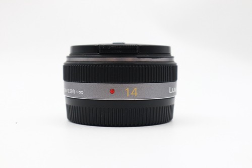 Panasonic lumix 14mm - g, f/2.5
