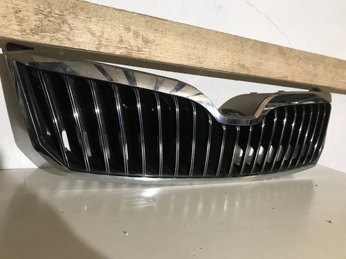Skoda superb kühlergrill - skoda, 3t