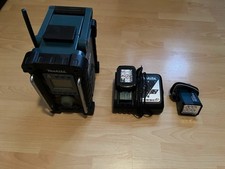 Makita Radio + Ladegerät und