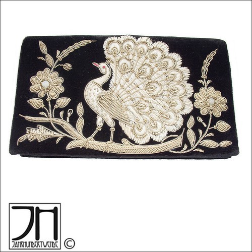 Exlusive pfauen clutch - pfauen, zardozi