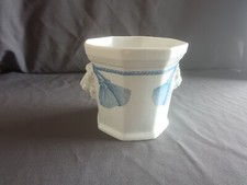 Blumentopf Löwenkopf Artwerk Ysenburg Eckig Porzellan Kordeln