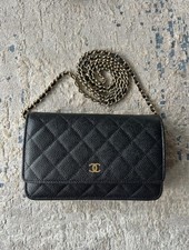 CHANEL Wallet On Chain