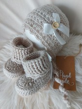 Baby Set 0 -3 Monate MÜTZE UND PASSENDE SCHUHE