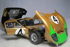 1/18 EXOTO RGL18046 Ford GT40 FORD GT40 Gold #4 reparaturbedürftig