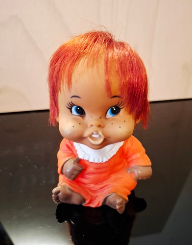 Moody cutie vintage puppe - vintage, puppe,