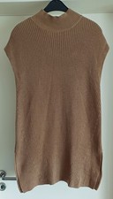 Stricktunika, Hallhuber Donna