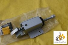 Neuer Verschluss Reserveradhalter Renault R19 Et.Nr. 7700776742
