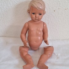 Antike Schildkrötpuppe sucht