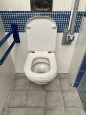 Wand WC Keramag Dejuna mit Deckel