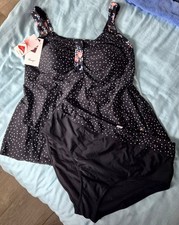 Sehr schöner Sheego Tankini/ Top + Hose - schwarz/ weiß/ Gr 48 Cup E/ Ungetragen