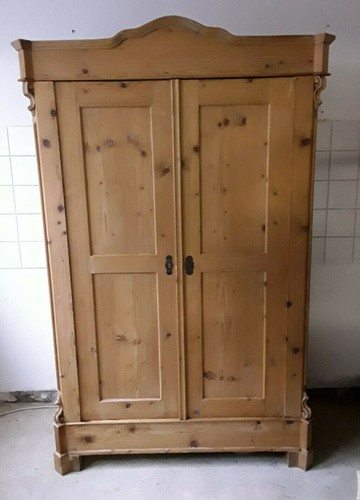 Bauernschrank