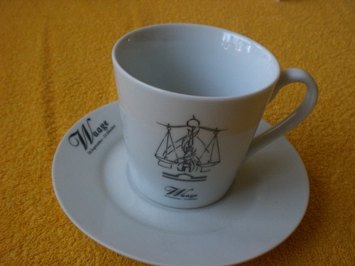 Tasse mit untertasse - mit,