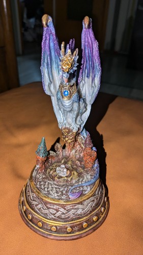 Drachenstatue mit licht dragon - mit,