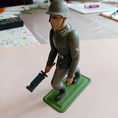 Alter arnold blechsoldat - alter,