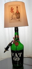 Vintage -Tischlampe, Flaschenleuchte - VAT69-Flasche , 2,25 Liter - 1960er Jahre
