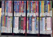 Karaoke DVD-Ab spiel-System Inkl. 2 Player, 84 Karaoke-DVDs + 2 Koffer