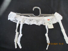 Triumph Strumpfhalter 4