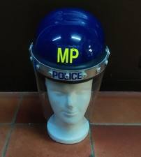 Britischer Polizeihelm Anti Riot Guardian MK2 Visier Nackenschutz gebraucht