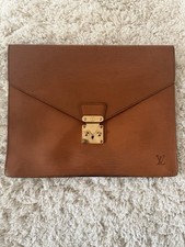 Louis Vuitton Senateur