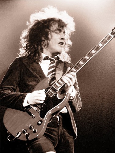 Angus young live - young, der