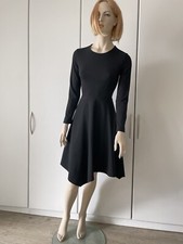 Kleid Handmade Knielang Avant-garde tailliert asymmetrisch