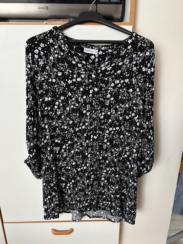 Bluse schwarz weiß 46 - , gr.