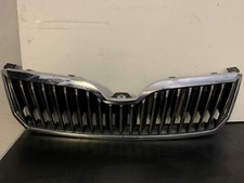 Skoda Superb 3T Kühlergrill