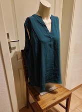 Schöne dunkelgrüne