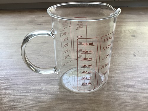 Praktischer glas messbecher - praktischer,