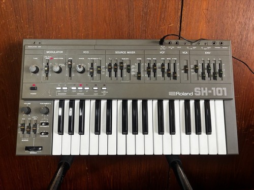 Roland 101 monophoner - sh-101,