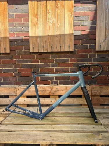 Gravel bike focus - atlas, 6.8