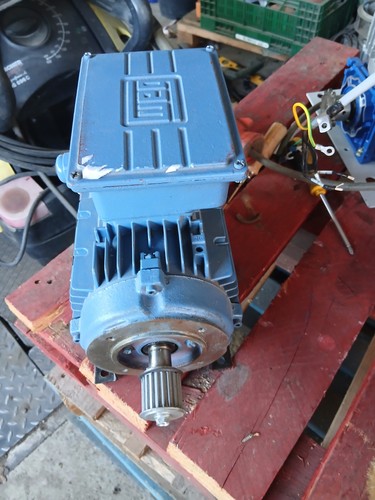 Elektromotor 220v 1445 min - elektromotor, u/min