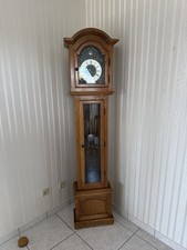 Große Pendel Standuhr aus